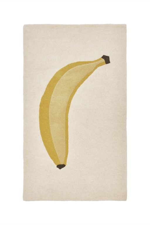 Koberec Banán s vyšívaným vzorom